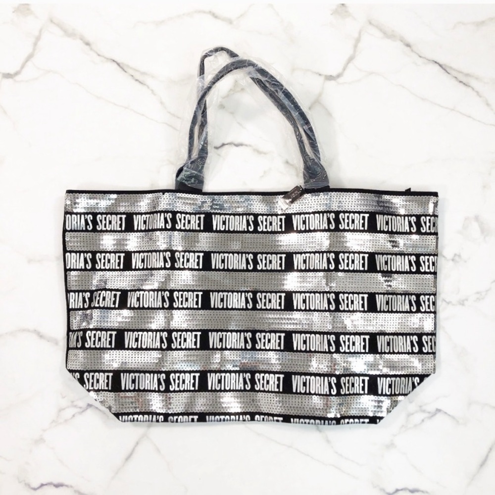 Victoria Secret 2018 Black Friday Bag